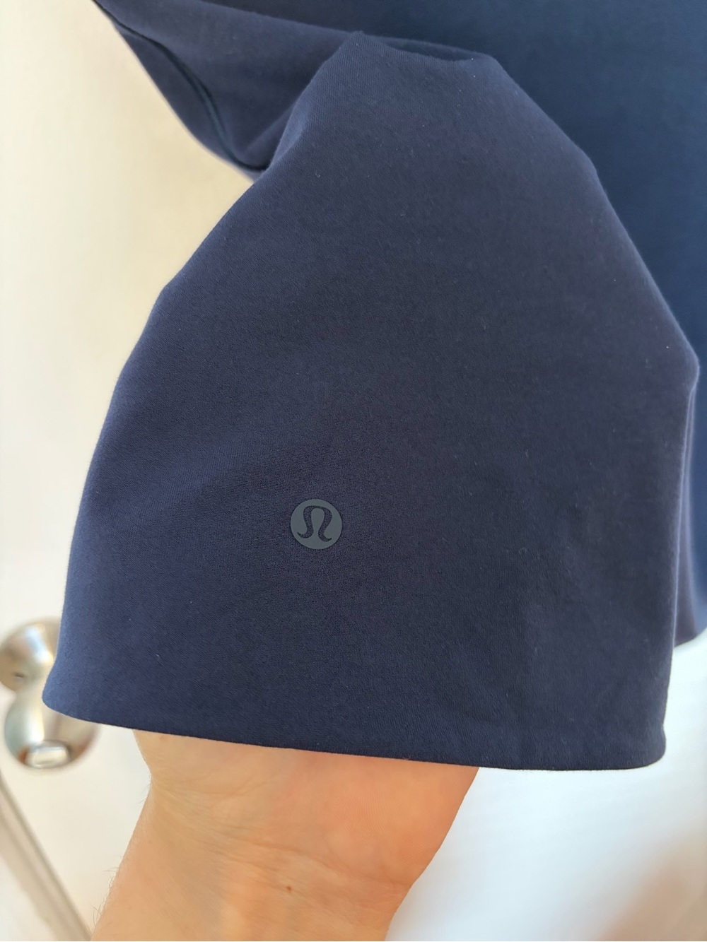 Lululemon Wundermost Ultra-Soft Nulu Hip-Length Crewneck Shirt True Navy Size M - Picture 6 of 6